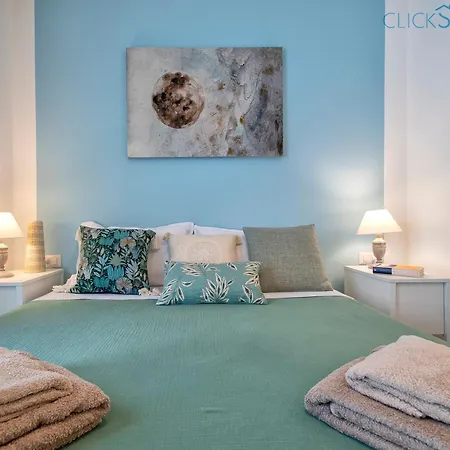 Apartment Nereidi Sul Mare Attico Con Incredibile Vista E Verande Per 8 Persone