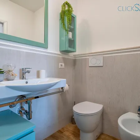 Apartment Nereidi Sul Mare Attico Con Incredibile Vista E Verande Per 8 Persone *