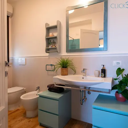 Nereidi Sul Mare Attico Con Incredibile Vista E Verande Per 8 Persone Apartman