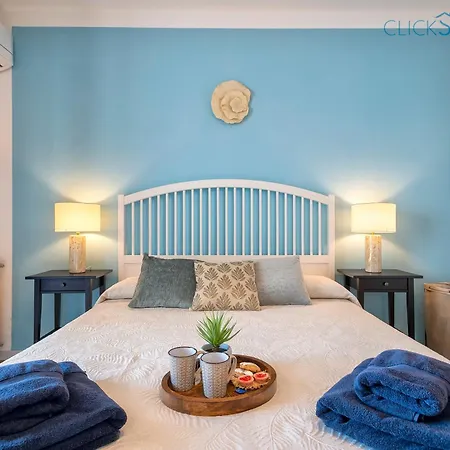 Apartment Nereidi Sul Mare Attico Con Incredibile Vista E Verande Per 8 Persone